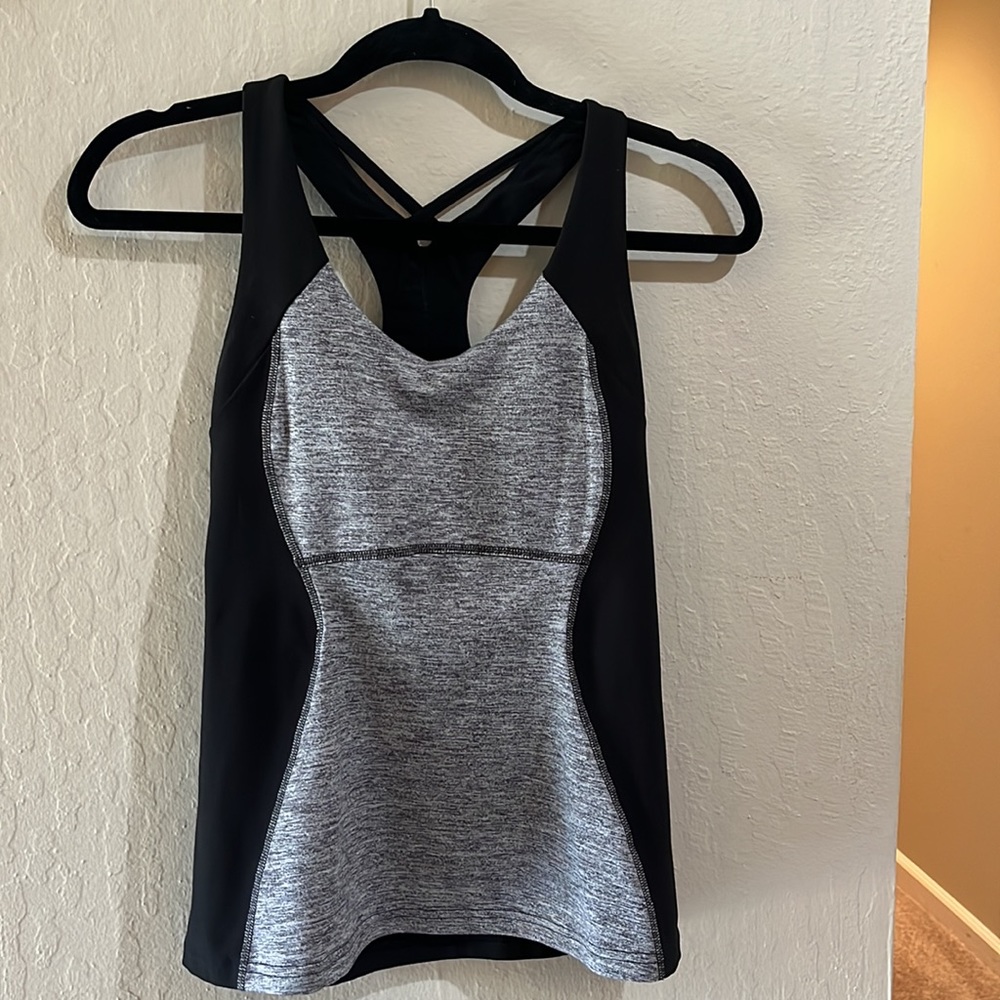 Lucy workout top